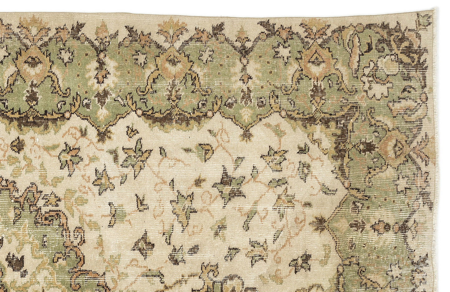 Zainuna - Vintage Medallion Rug - 5'9 X 10'2