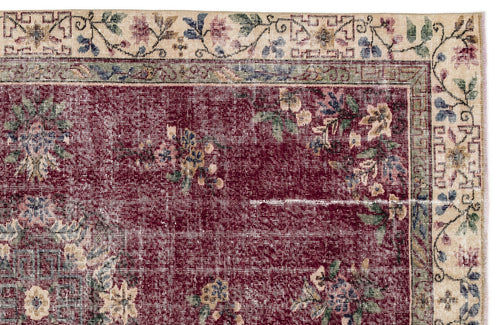 Load image 1 in gallery view. Zauma - Vintage Medallion Rug - 5'6 X 8'6