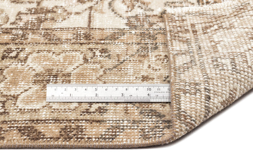 Load image 1 in gallery view. Prail - Vintage Floral Rug - 5'7 X 9'1