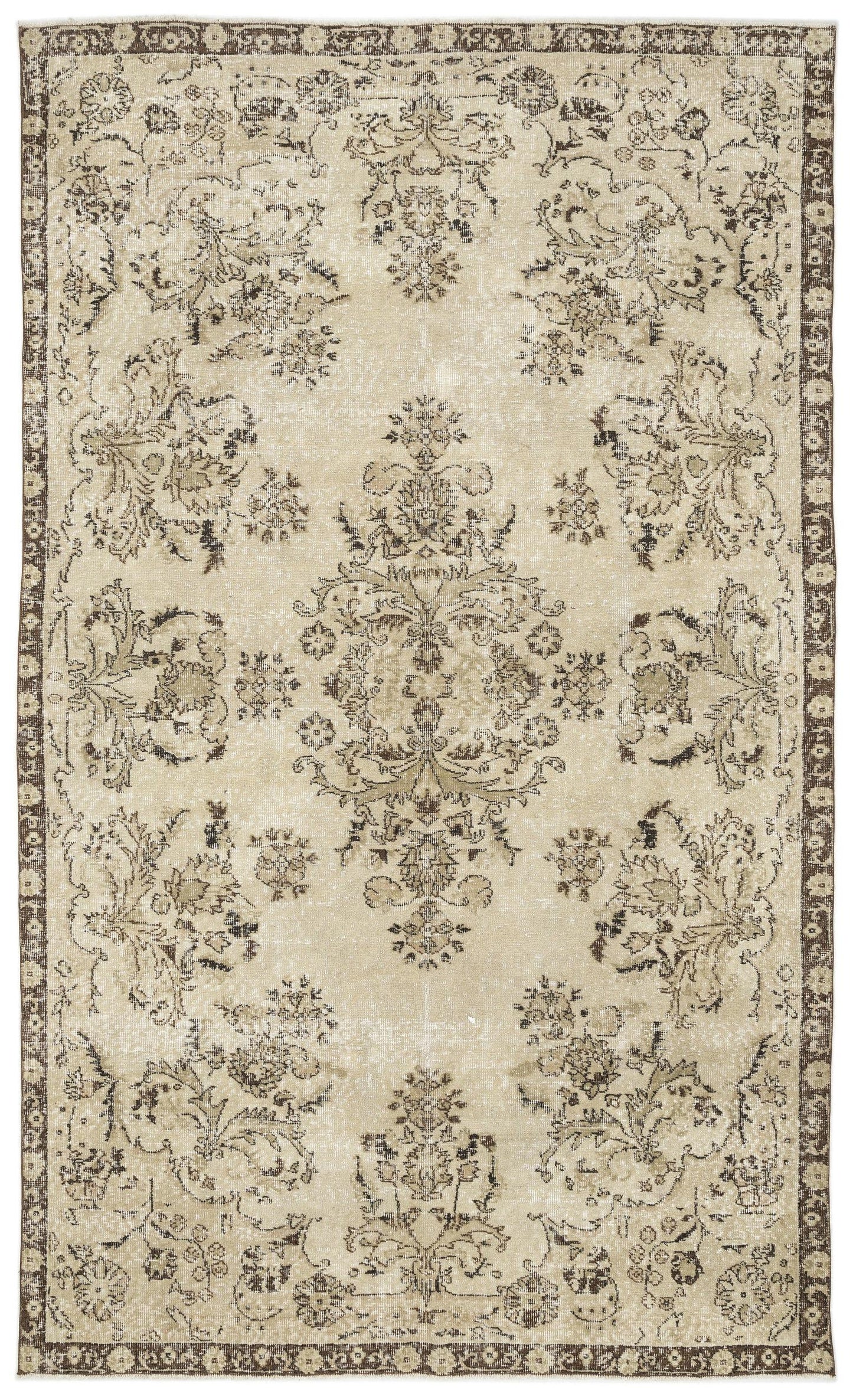 Mafaane - Vintage Medallion Rug - 6'3 X 10'6