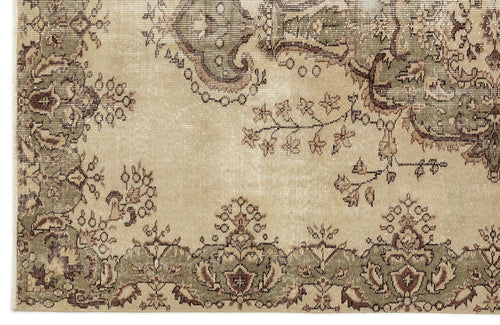 Load image 1 in gallery view. Clera - Vintage Medallion Rug - 5'7 X 8'10