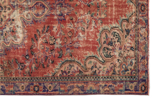 Load image 1 in gallery view. Fameix - Vintage Medallion Rug - 5'5 X 9'6