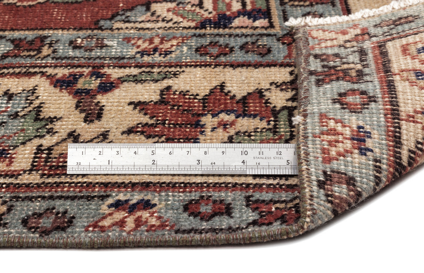 Motuya - Vintage Medallion Rug - 5'5 X 8'10