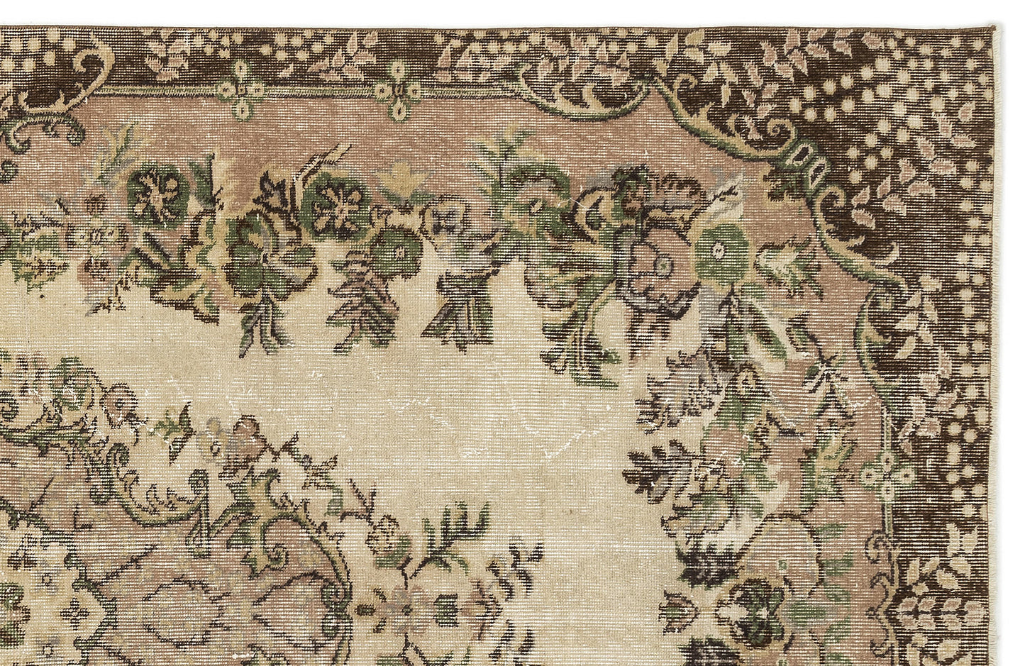 Faetayn - Vintage Medallion Rug - 5'6 X 9'4