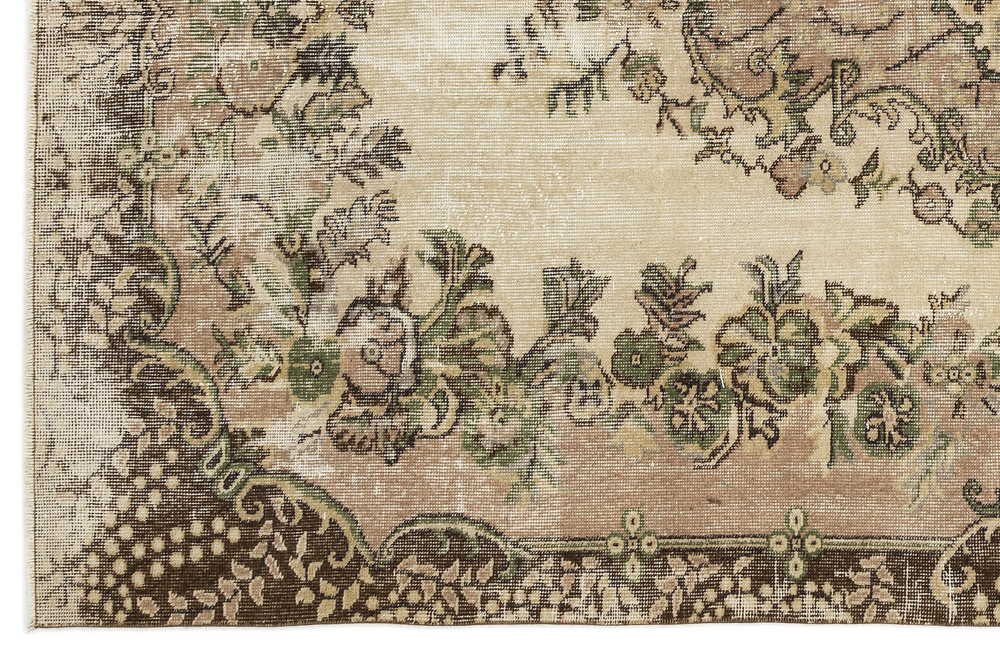 Faetayn - Vintage Medallion Rug - 5'6 X 9'4