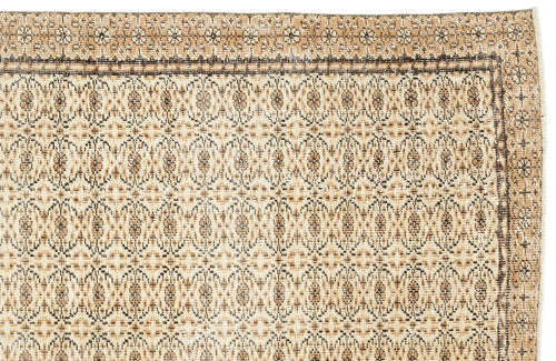 Load image 1 in gallery view. Kugida - Vintage Floral Rug - 5'10 X 10'1