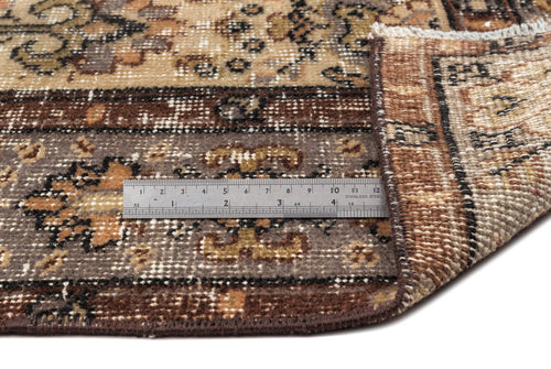 Bild 1 in Galerieansicht laden. Hahera - Vintage Floral Rug - 5'7 X 9'5