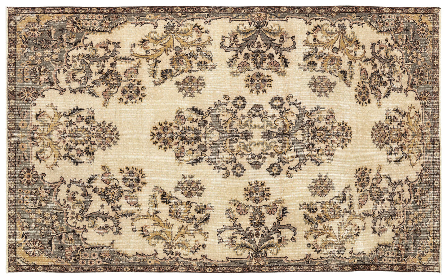 Pofena - Vintage Floral Rug - 5'5 X 8'10