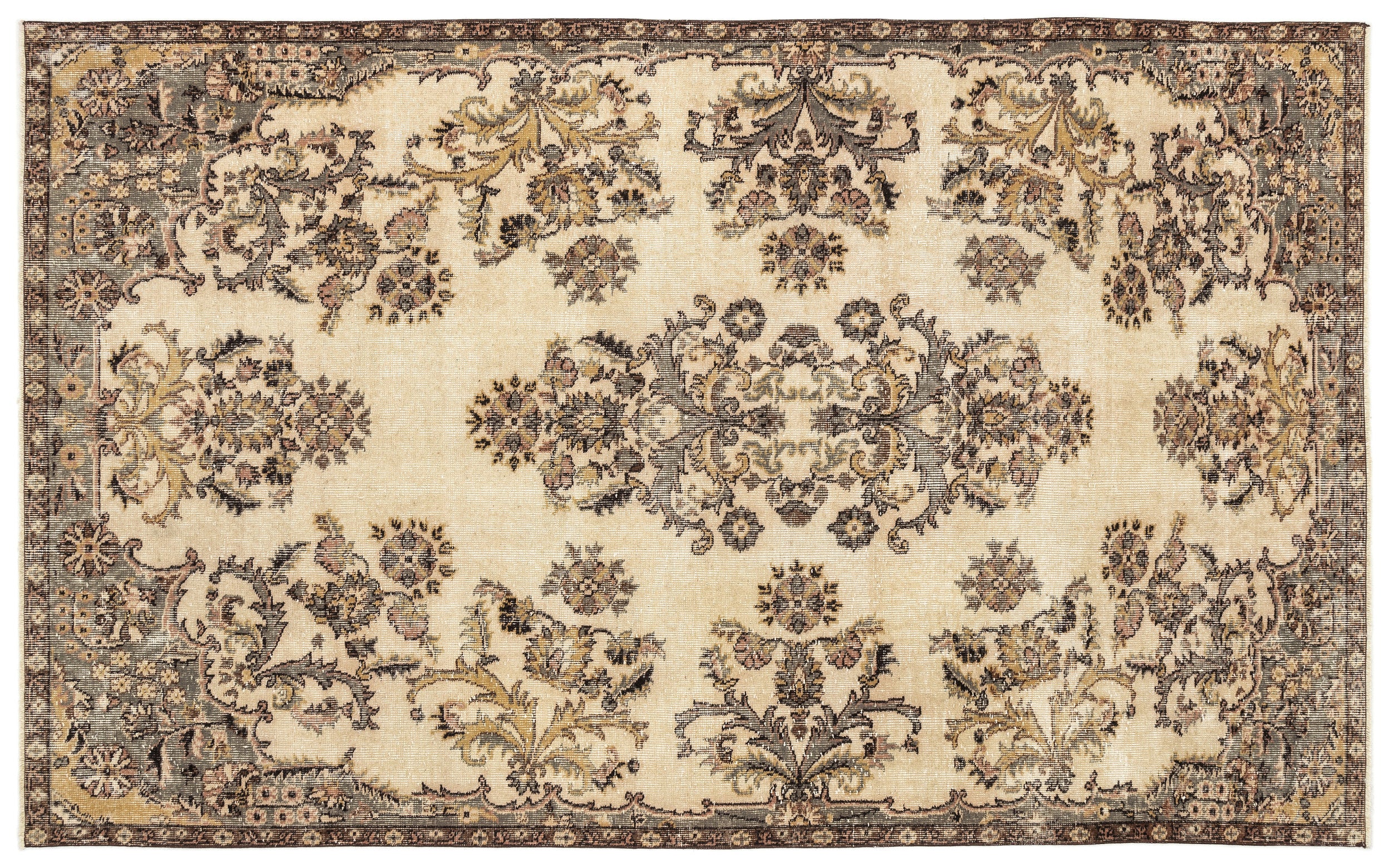 Pofena - Vintage Floral Rug - 5'5 X 8'10