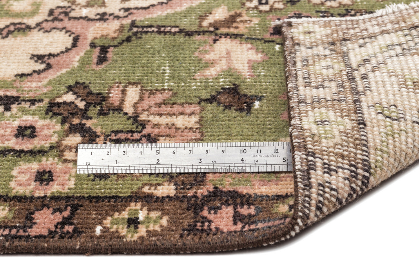 Trois - Vintage Medallion Rug - 5'10 X 9'11
