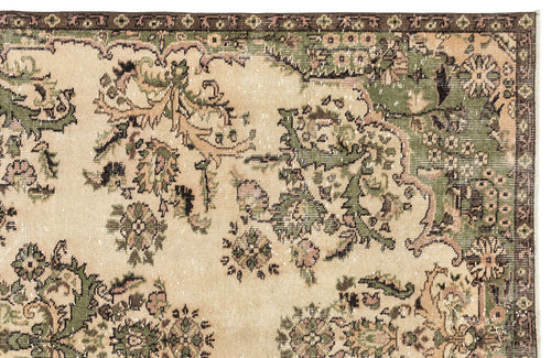 Load image 1 in gallery view. Trois - Vintage Medallion Rug - 5'10 X 9'11