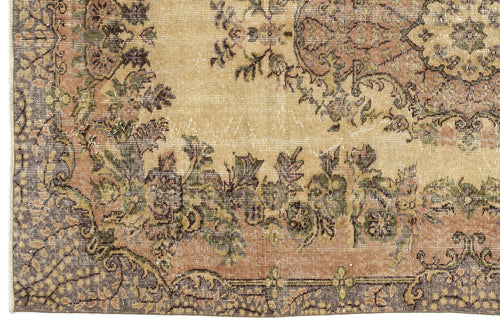 Load image 1 in gallery view. Drula - Vintage Medallion Rug - 5'8 X 9'1