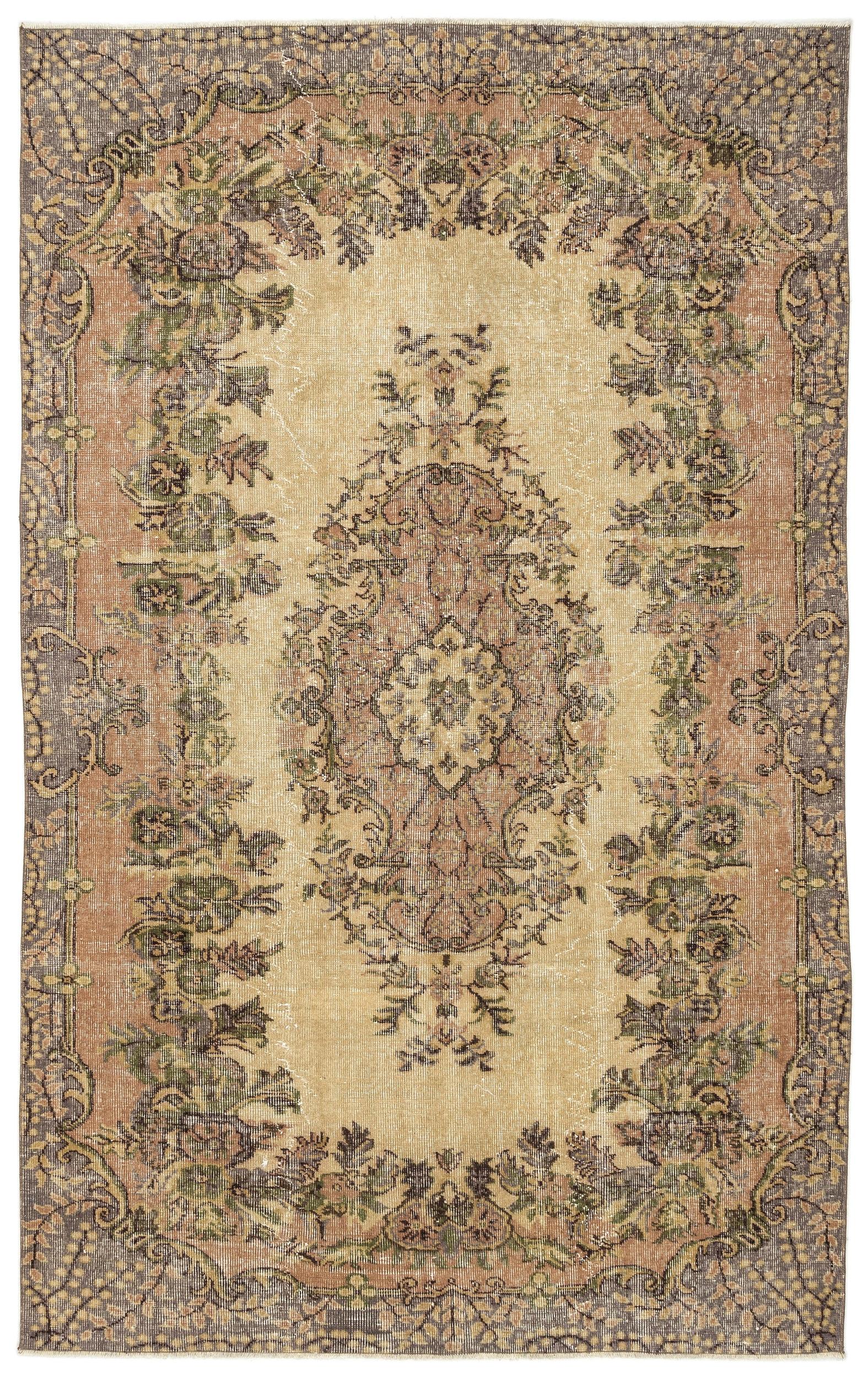 Drula - Vintage Medallion Rug - 5'8 X 9'1