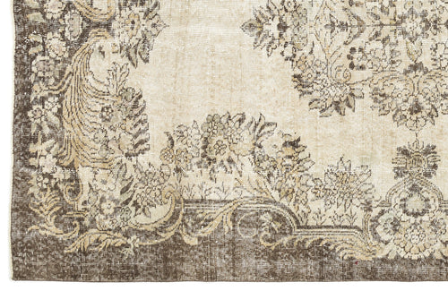 Load image 1 in gallery view. Vusois - Vintage Medallion Rug - 5'9 X 9'0