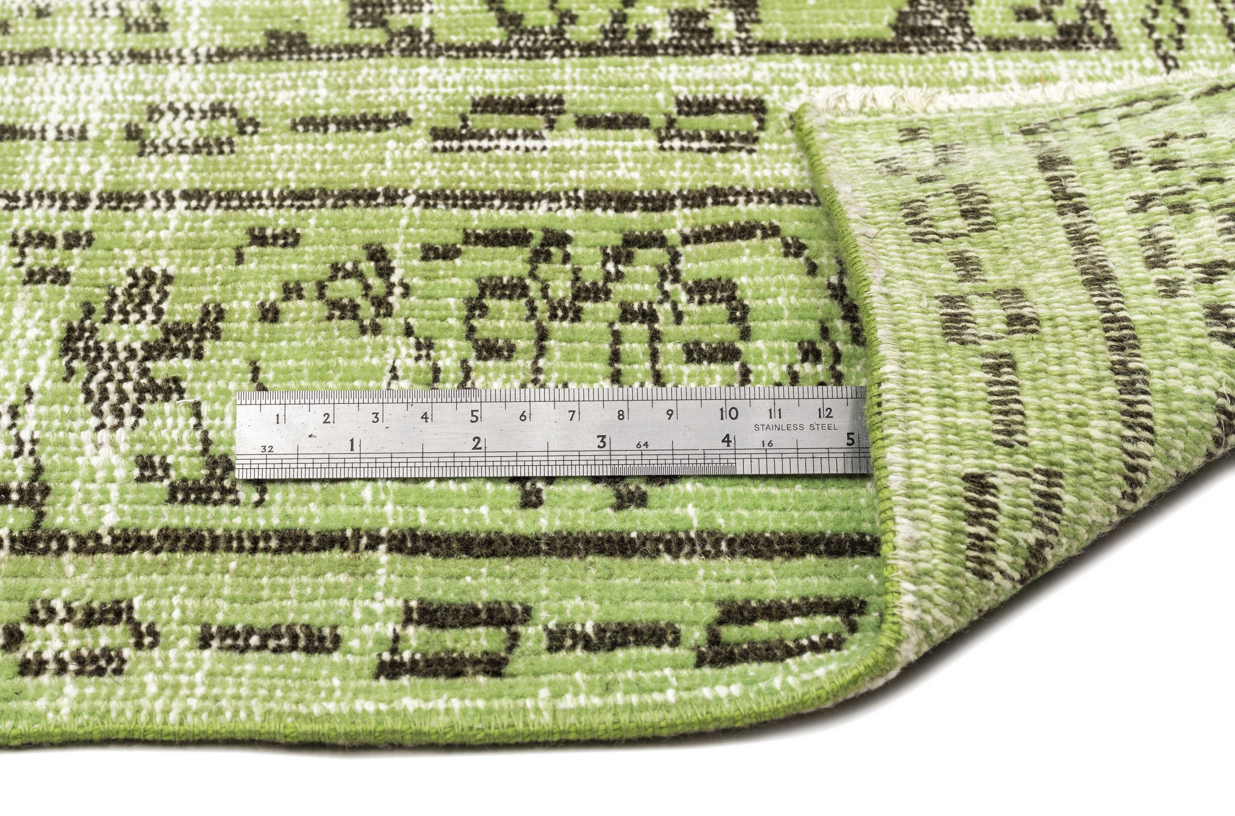Treyn - Vintage Medallion Rug - 5'2 X 9'0