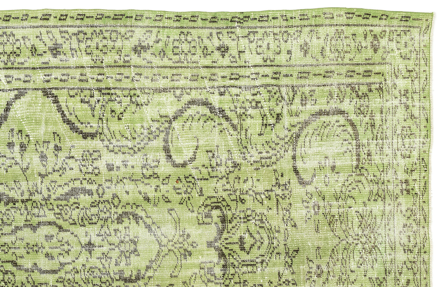 Treyn - Vintage Medallion Rug - 5'2 X 9'0