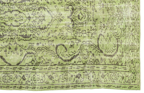 Load image 1 in gallery view. Treyn - Vintage Medallion Rug - 5'2 X 9'0