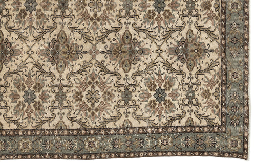 Load image 1 in gallery view. Neubiya - Vintage Floral Rug - 6'0 X 10'0
