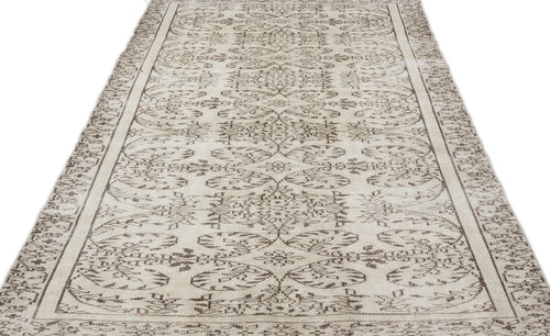Bild 1 in Galerieansicht laden. Greunoa - Vintage Floral Rug - 5'4 X 9'6