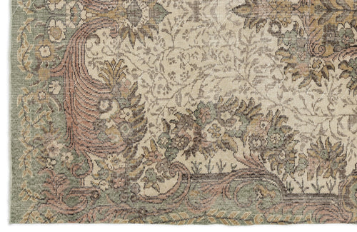 Load image 1 in gallery view. Themula - Vintage Medallion Rug - 5'8 X 9'5
