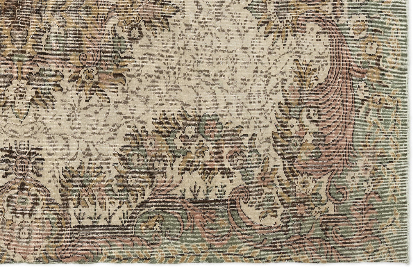 Themula - Vintage Medallion Rug - 5'8 X 9'5