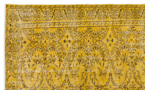 Load image 1 in gallery view. Manida - Vintage Floral Rug - 5'9 X 9'4