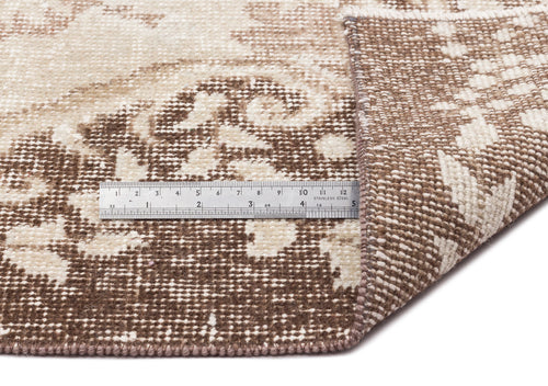 Load image 1 in gallery view. Pririna - Vintage Medallion Rug - 6'2 X 9'7