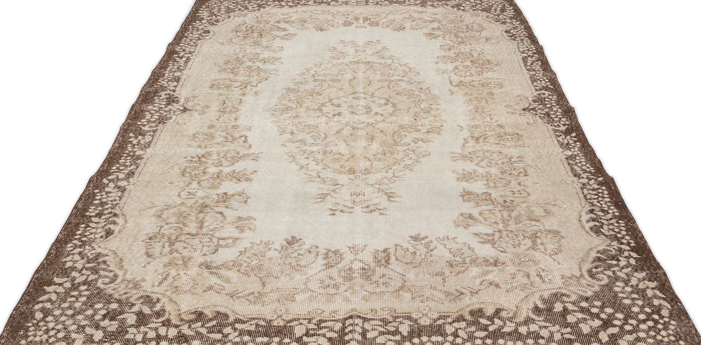Pririna - Vintage Medallion Rug - 6'2 X 9'7