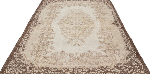 Load image 1 in gallery view. Pririna - Vintage Medallion Rug - 6'2 X 9'7