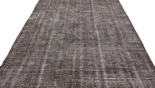 Load image 1 in gallery view. Fliora - Vintage Distressed Rug - 6'6 X 10'8