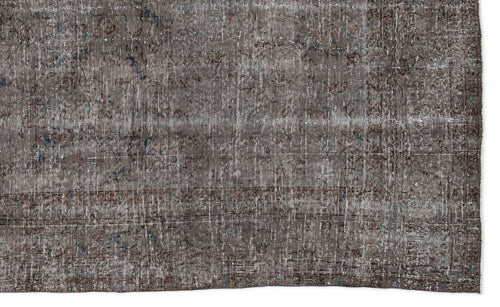 Load image 1 in gallery view. Fliora - Vintage Distressed Rug - 6'6 X 10'8