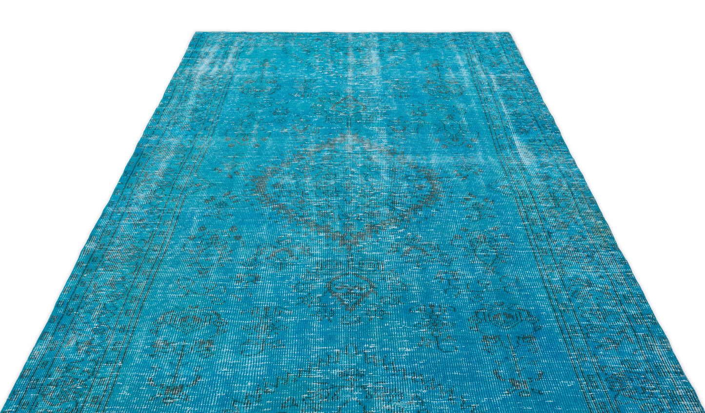 Pikaor - Vintage Distressed Rug - 5'10 X 9'6