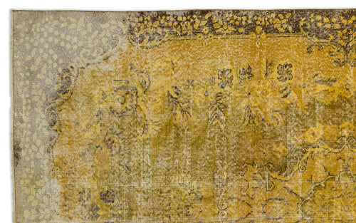 Load image 1 in gallery view. Rulada - Vintage Medallion Rug - 6'2 X 10'2