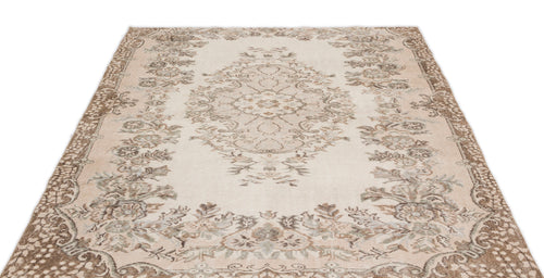 Load image 1 in gallery view. Greabuen - Vintage Medallion Rug - 5'7 X 8'4