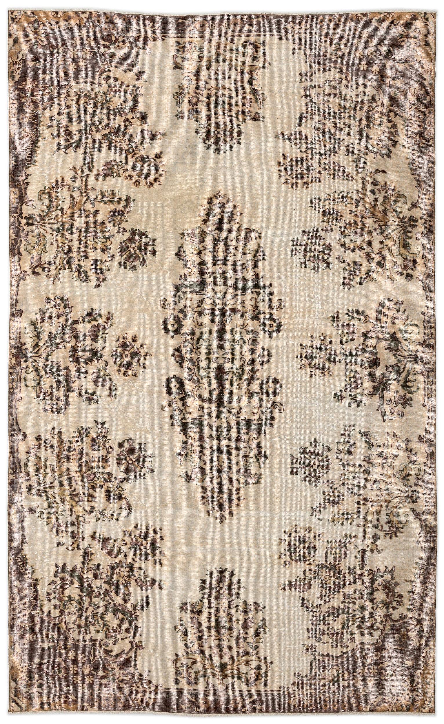 Detiar - Vintage Medallion Rug - 5'9 X 9'5