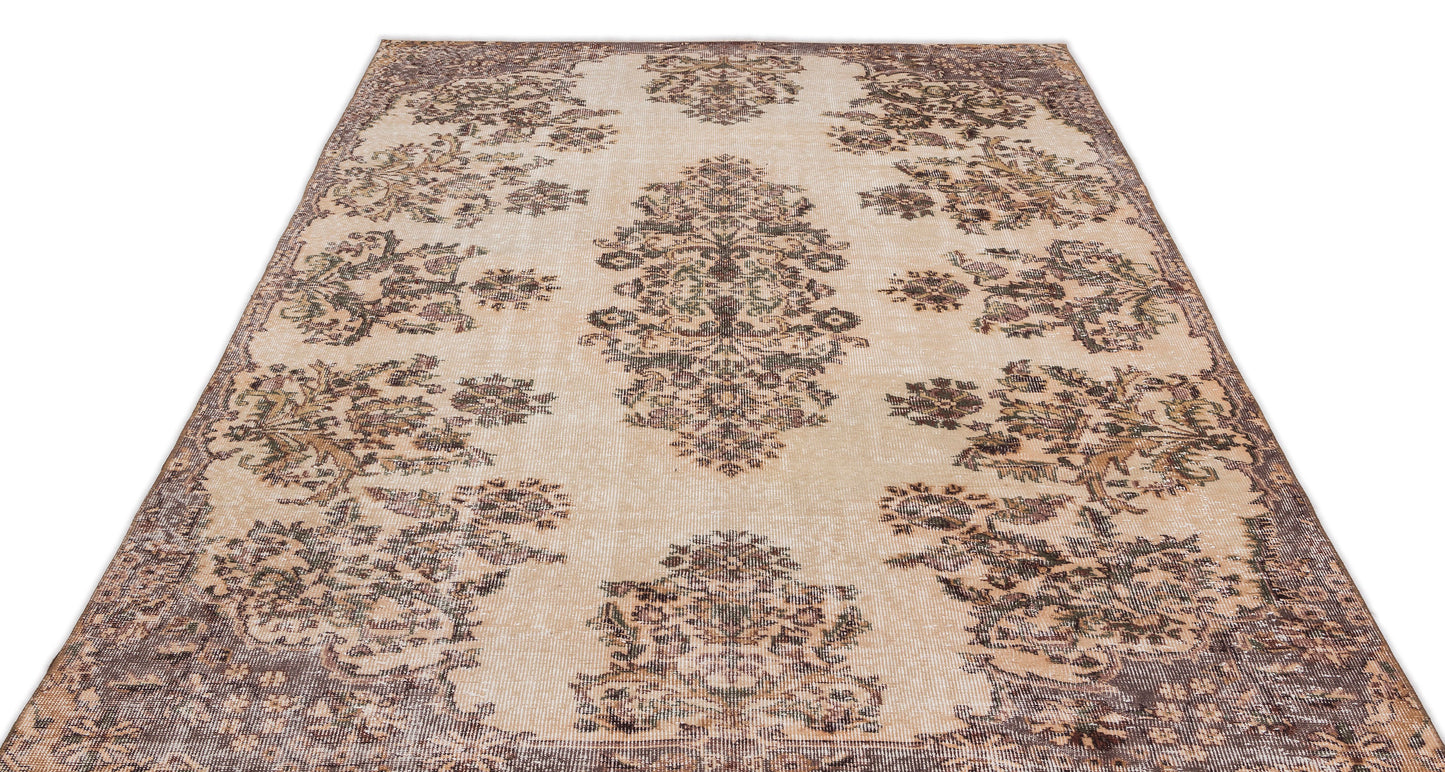 Detiar - Vintage Medallion Rug - 5'9 X 9'5
