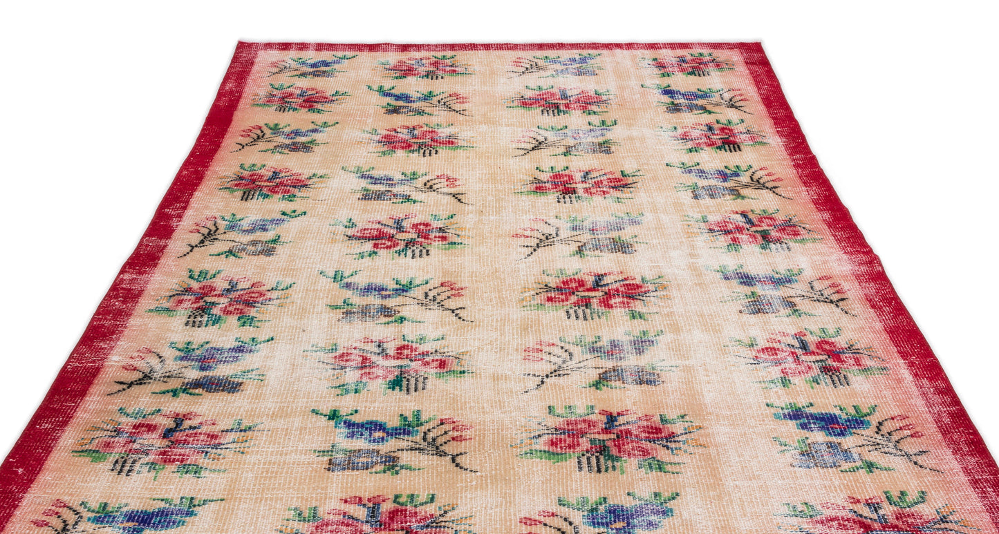 Bleil - Vintage Floral Rug - 5'8 X 10'2