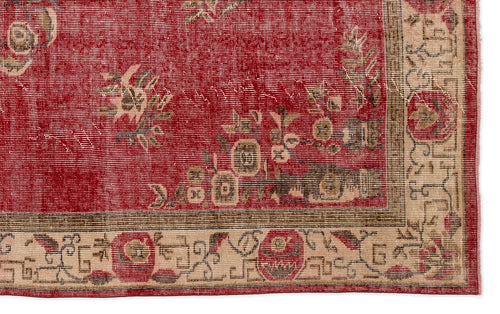 Load image 1 in gallery view. Bipila - Vintage Medallion Rug - 5'7 X 9'1