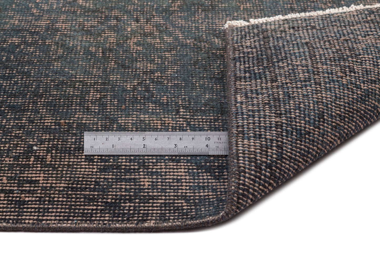 Thatayn - Vintage Distressed Rug - 5'3 X 8'11
