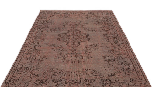 Load image 1 in gallery view. Broagaan - Vintage Medallion Rug - 5'2 X 8'0