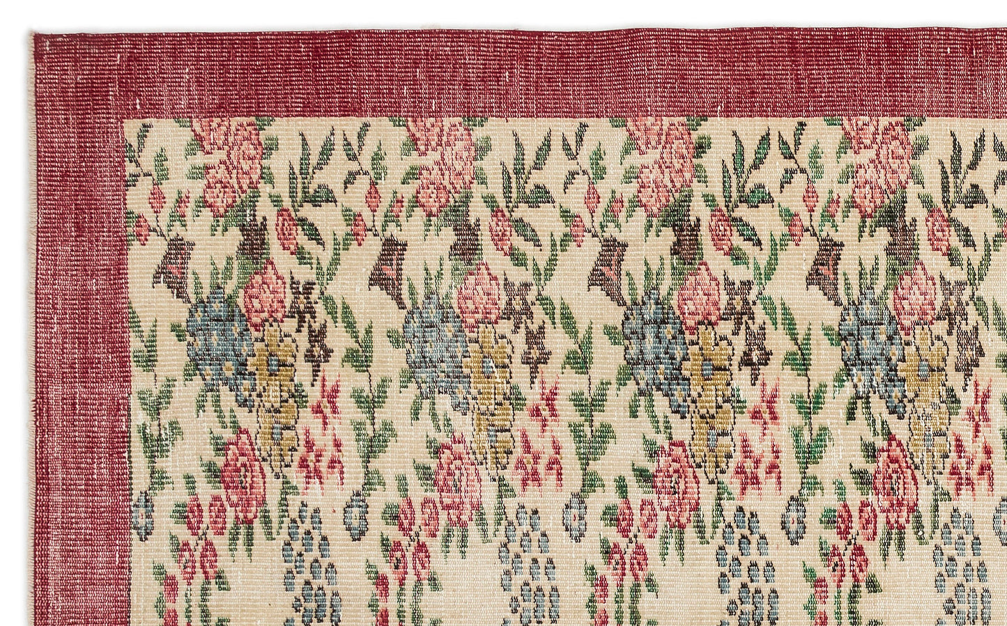 Noloar - Vintage Floral Rug - 5'5 X 8'11