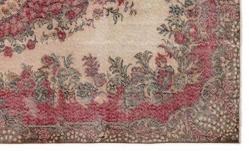 Bild 1 in Galerieansicht laden. Traen - Vintage Medallion Rug - 5'9 X 9'6