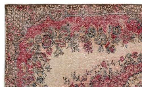 Bild 1 in Galerieansicht laden. Traen - Vintage Medallion Rug - 5'9 X 9'6