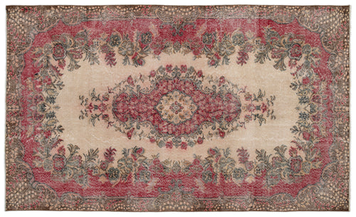 Bild 1 in Galerieansicht laden. Traen - Vintage Medallion Rug - 5'9 X 9'6