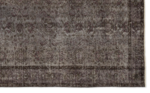 Load image 1 in gallery view. Frinayn - Vintage Distressed Rug - 5'9 X 9'4
