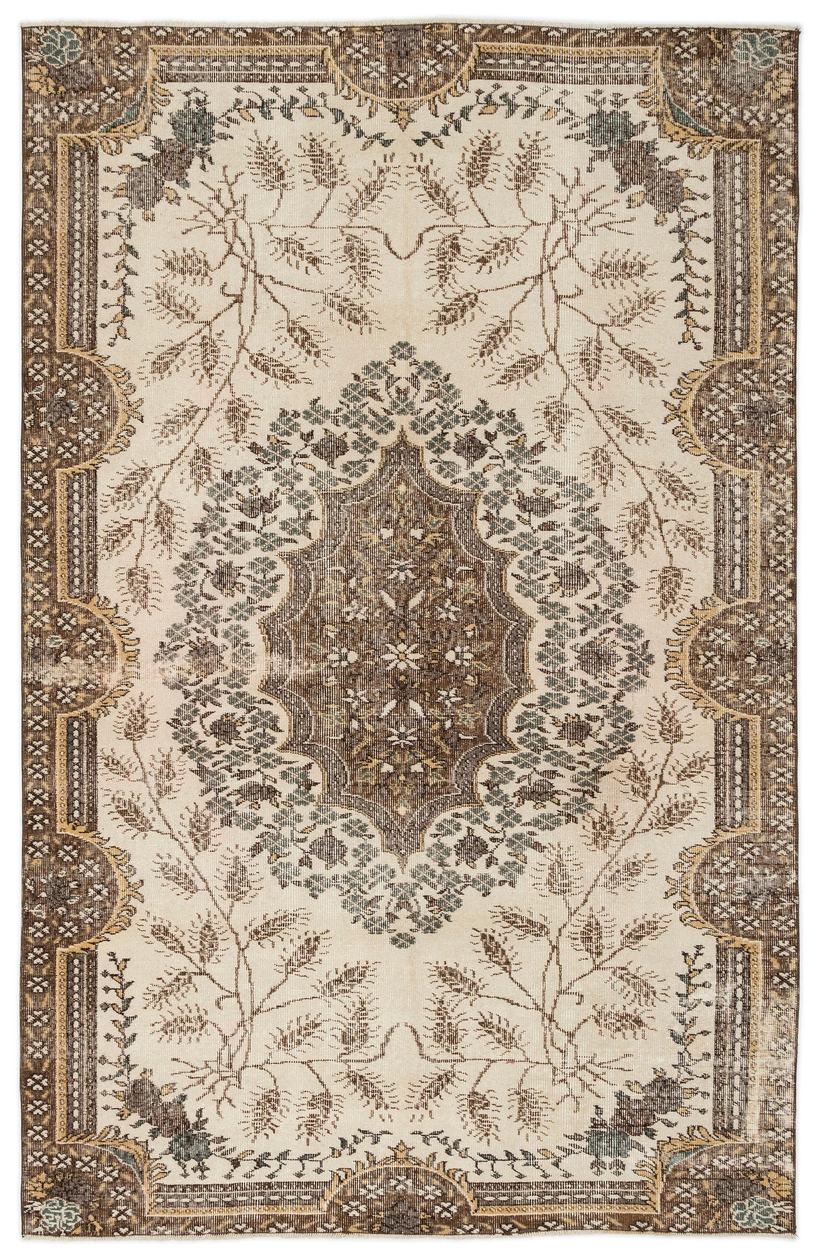 Vazeas - Vintage Medallion Rug - 5'6 X 8'7