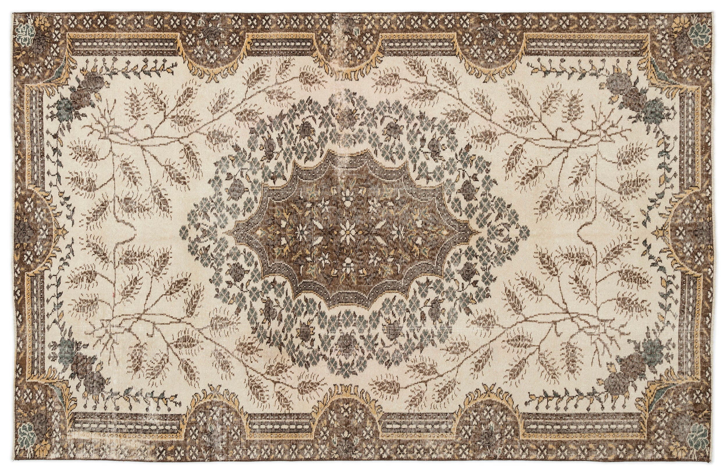 Vazeas - Vintage Medallion Rug - 5'6 X 8'7