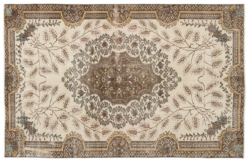 Load image 1 in gallery view. Vazeas - Vintage Medallion Rug - 5'6 X 8'7