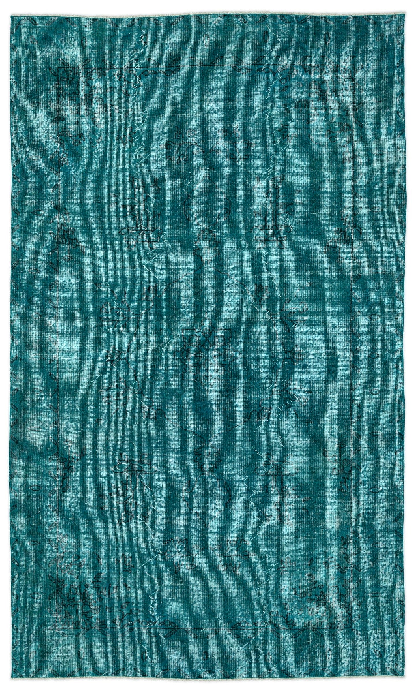Zuvea - Vintage Distressed Rug - 5'6 X 9'5