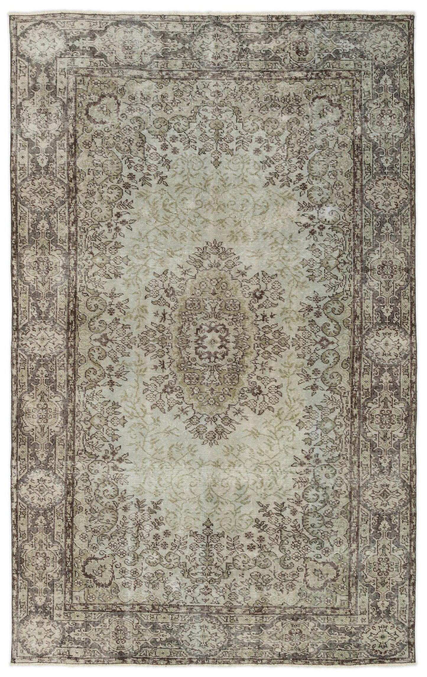 Sionada - Vintage Medallion Rug - 5'3 X 8'4